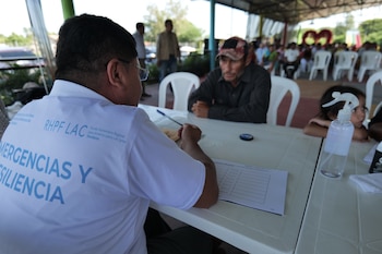 Cada familia beneficiaria recibió una transferencia de USD 150 para cubrir necesidades alimentarias y fortalecer la producción agrícola y pecuaria.