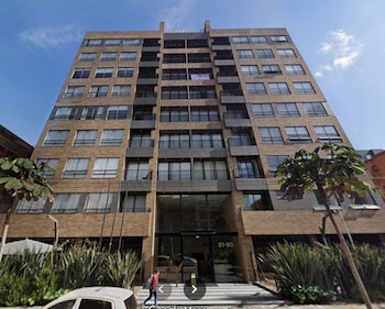 La mujer fue encontrada sin vida en un apartamento del edificio Morph Chicó, en la calle 95 con carrera 21 - crédito captura de pantalla Google Maps