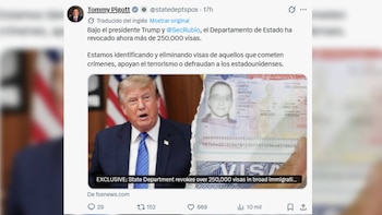 Captura de pantalla de una publicación en la red social X con un mensaje del portavoz Tommy Pigott y un enlace con la fotografía de Donald Trump
