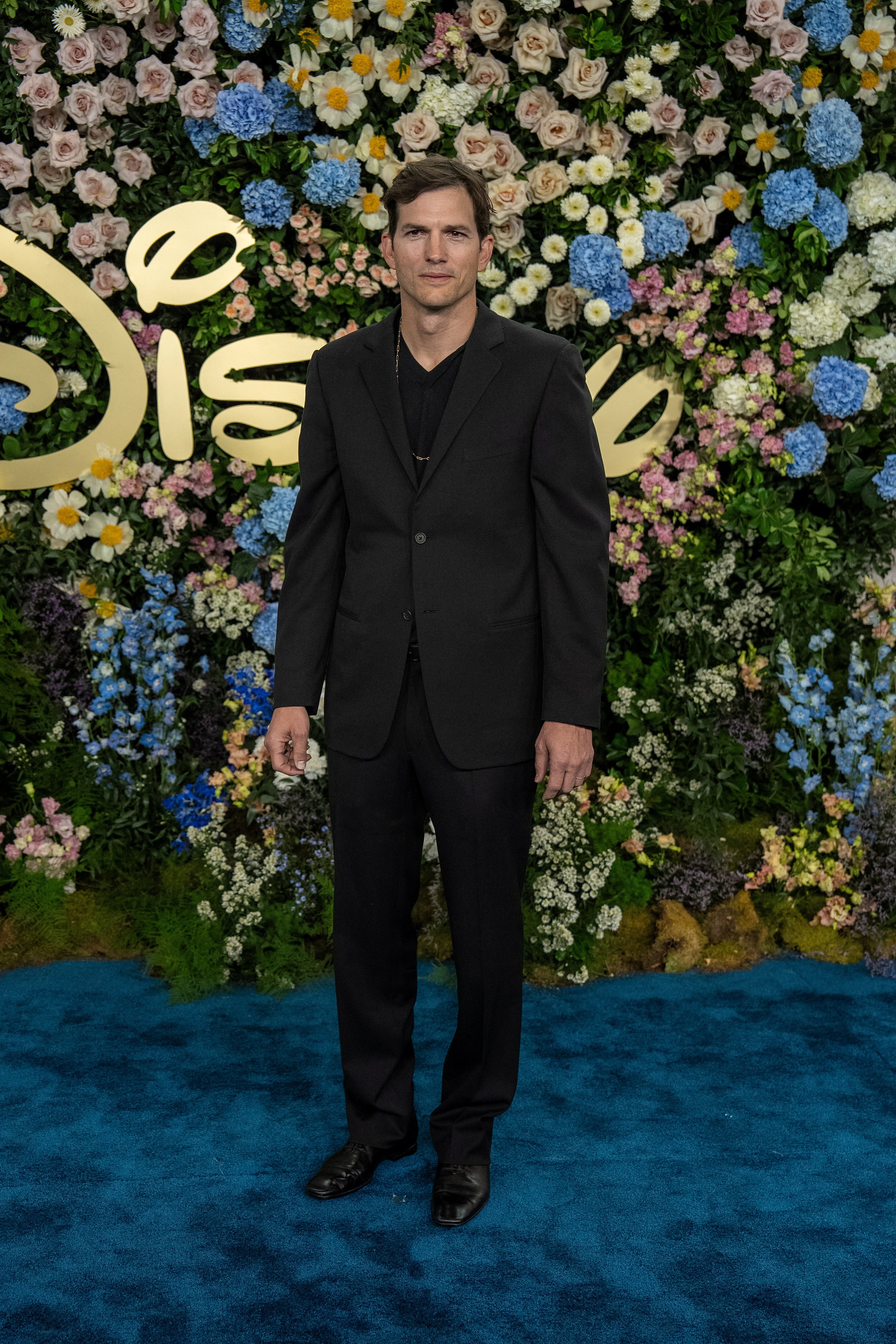 Ashton Kutcher criticó a quienes juzgan a las personas por su apariencia. (REUTERS/David 'Dee' Delgado)