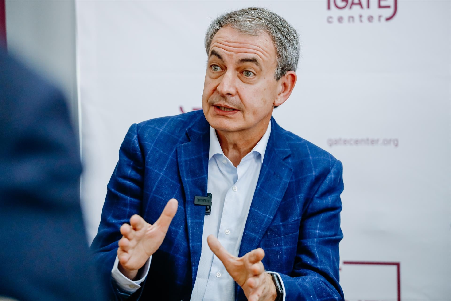 San Miguel agradeció el apoyo del expresidente del gobierno de España, José Luis Rodríguez Zapatero.