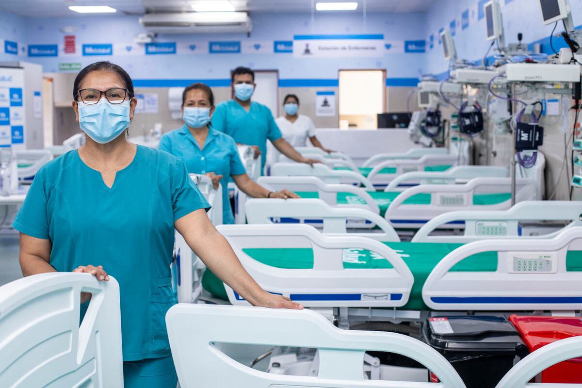 EsSalud declara Alerta Amarilla nacional por Navidad y Año Nuevo para asegurar atención ante emergencias - EsSalud