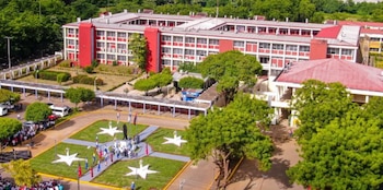 La asignación presupuestaria para la educación superior en Nicaragua se mantiene por debajo del 6% constitucional desde 2021. (Foto: UNAN)