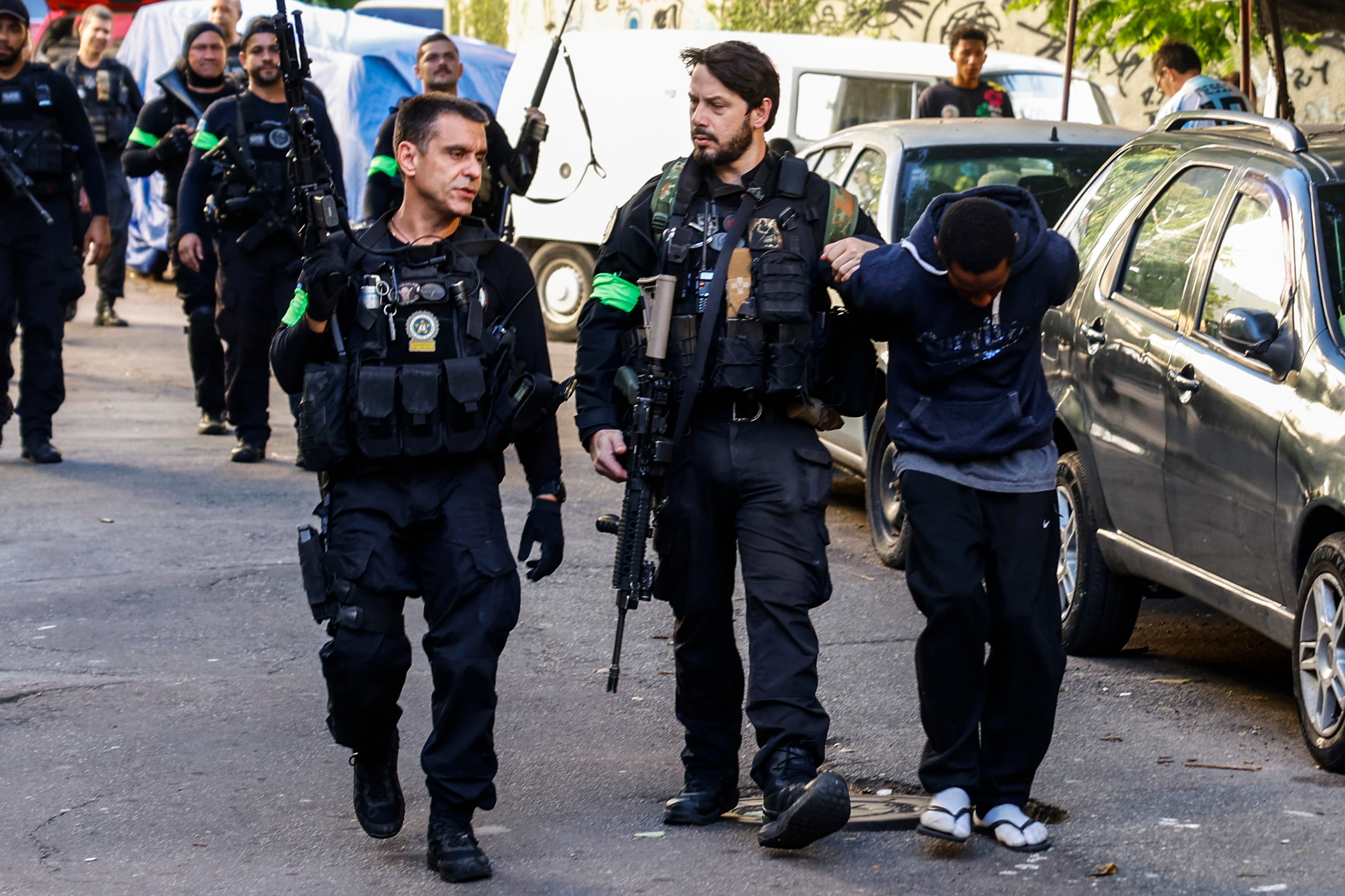 La policía desmanteló en Brasil una red que enviaba cocaína a Europa oculta en café y cemento