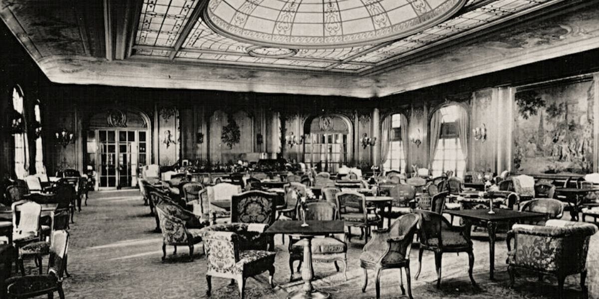 El lujoso interior del Berengaria estaba inspirado en los mejores hoteles europeos, con salones de mármol (Wikipedia)