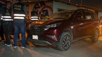 Masacre en Piura: Padre y sus hijos son asesinados dentro de su camioneta en la vía pública y con más de 15 disparos