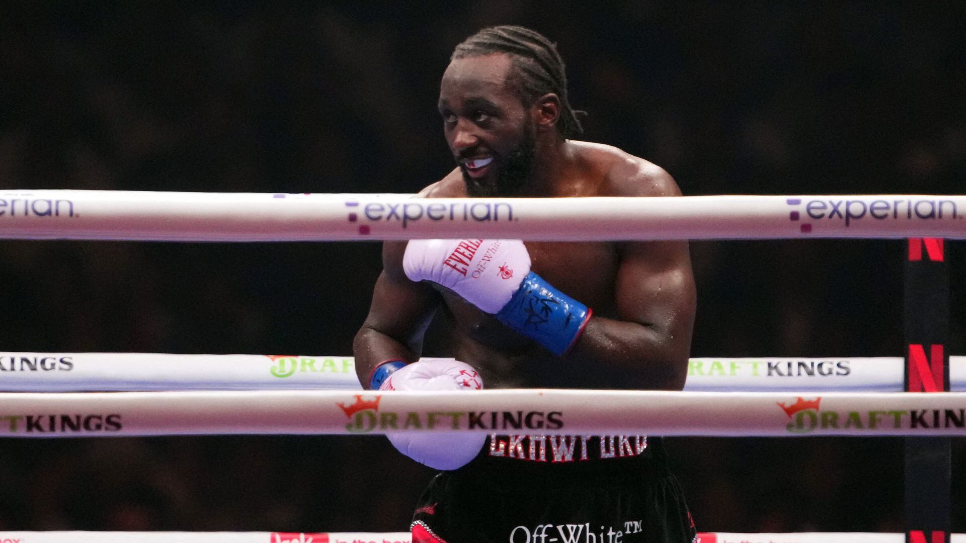 Crawford combinó ciencia y tradición en su preparación física para imponerse a Canelo en Las Vegas (REUTERS)