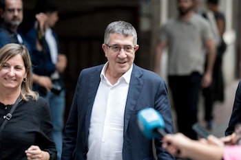 05/10/2026 El portavoz del PSOE en el Congreso, Patxi López, a su llegada a la reunión de la Comisión Ejecutiva Federal (CEF) del PSOE, en la sede del PSOE en Ferraz, a 5 de octubre de 2026, en Madrid (España). Sánchez ha anunciado hoy que disuelve las Cortes y convoca elecciones generales para el próximo 29 de noviembre.
POLITICA
Diego Radamés - Europa Press