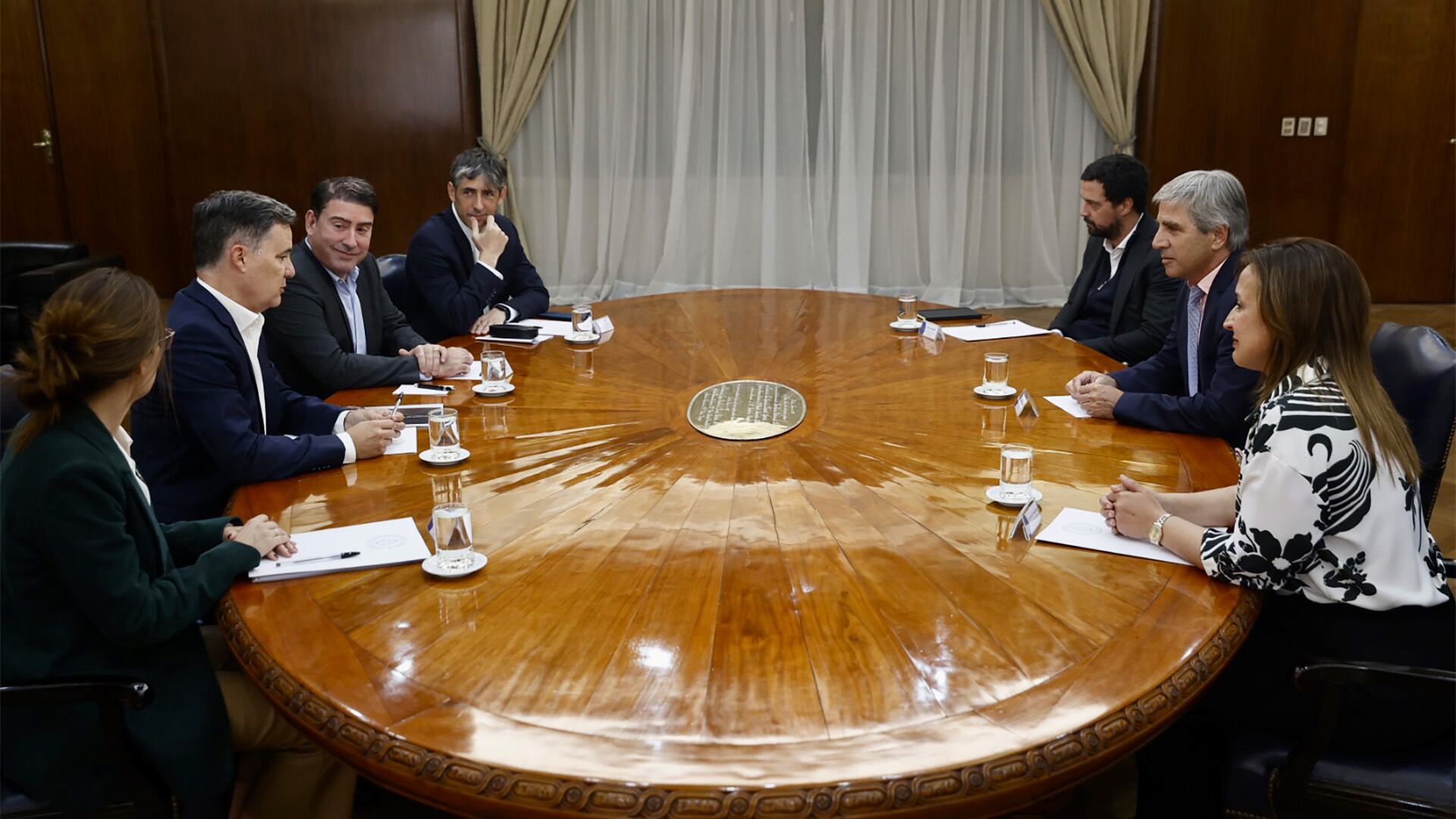 El primer proyecto automotriz que anunció la intención de entrar al RIGI fue la pick-up Renault Niágara. Pero todavía no se pudo inscribir por las trabas que tiene la ley para el sector