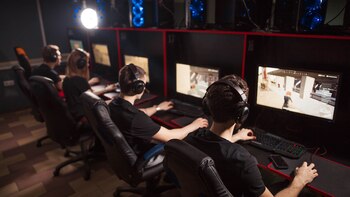 El sistema utiliza herramientas de