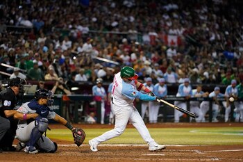 El pelotero mexicano Alexis Wilson