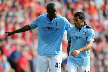 Yaya Touré y Carlos Tevez