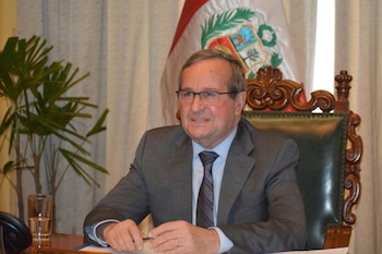 Luis Molina - Rafael López Aliaga