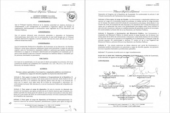 Dos páginas impresas del acuerdo 316-2026 del Tribunal Supremo Electoral de Guatemala con texto legal, sellos oficiales y firmas.