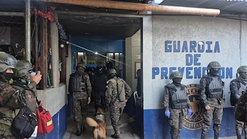 Guatemala: Requisa en centro carcelario de Chimaltenango deja incautación de drogas y objetos ilícitos