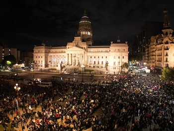 Marcha Ni Una Menos - Congreso - 3 de junio - drone