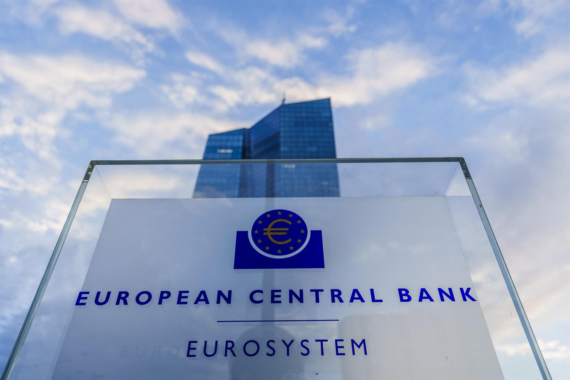 El BCE da su visto bueno a la compra de Webster por Banco Santander