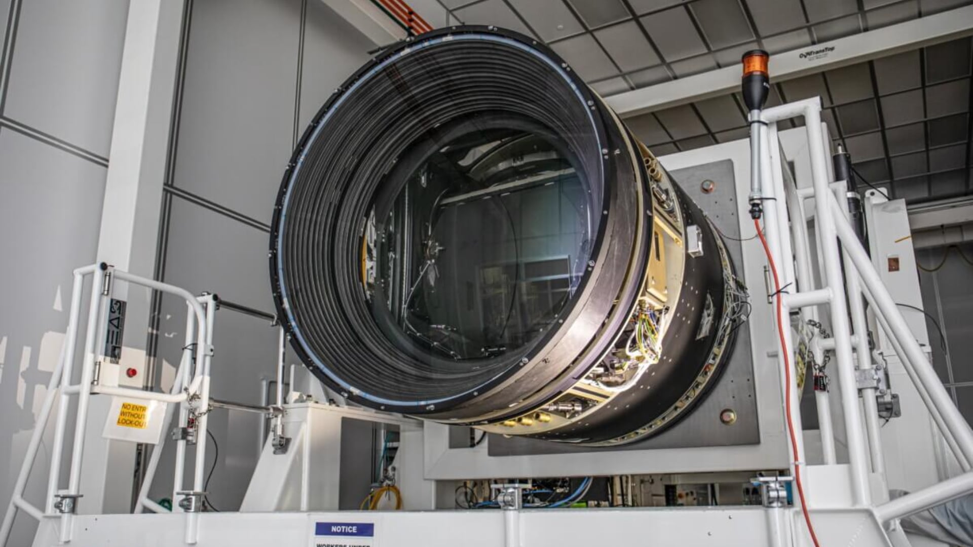 La cámara LSSTCam, instalada en el Observatorio Vera C. Rubin, en Chile. (SLAC)