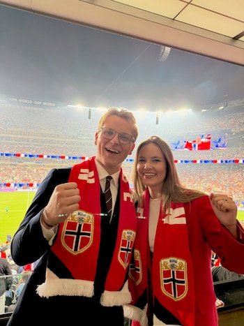 Sverre Magnus e Ingrid Alexandra de Noruega en el Mundial. (Instagram @detnorskekongehus)