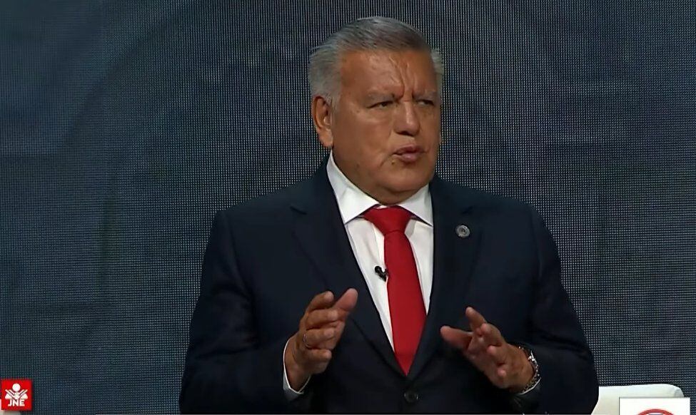 Varios streamers, tras el desempeño de Acuña en el debate, reconsideraron su respaldo y expresaron críticas o burlas respecto a sus propuestas y respuestas