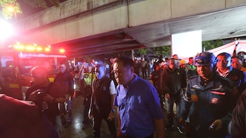 Bangkok revisa su normativa de seguridad contra incendios tras la muerte de 27 personas en un pub