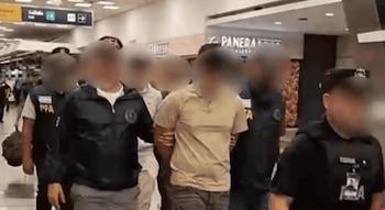 El momento en el que los chilenos fueron deportados (Gentileza: Zona Norte Diario)