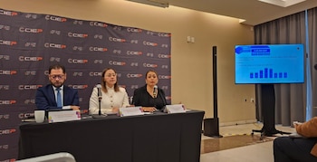 Para el CIEP, el Paquete Económico 2027 es "realista", pero también "vulnerable" ante diversos factores.
Crédito: X / @DNFMexico