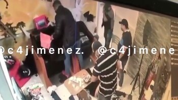 Durante su fuga, según el