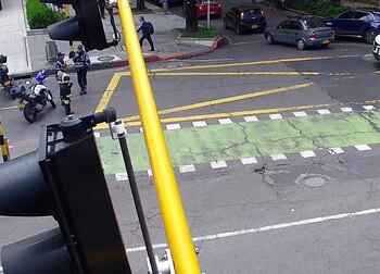 Se presenta manifestación en carrera