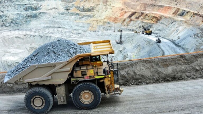 SOC6BWCSSZHFLJTTAGXQXCORIA