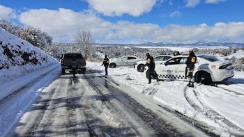 Chihuahua se cubre de blanco en Semana Santa: Guardia Nacional despliega operativo en carreteras por nevadas