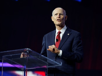Rick Scott, senador estadounidense, confirmó