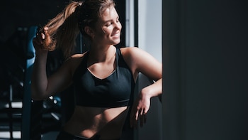 Sentadilla isométrica, un ejercicio ideal para fortalecer las piernas y endurecer los glúteos