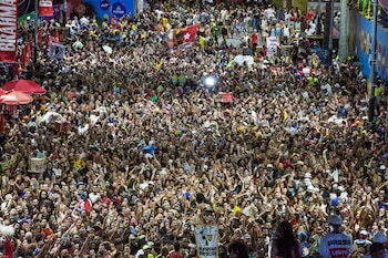 Desfile del grupo de carnaval