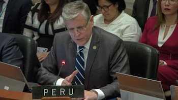 Perú solicita minuto de silencio