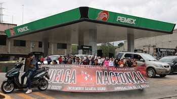 Oaxaca enfrenta desabasto de combustible tras bloqueo de la CNTE en instalación de Pemex