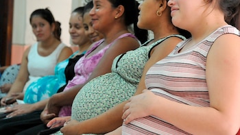 Gobierno de Honduras y organismo internacional impulsan proyecto para prevenir embarazos en adolescentes