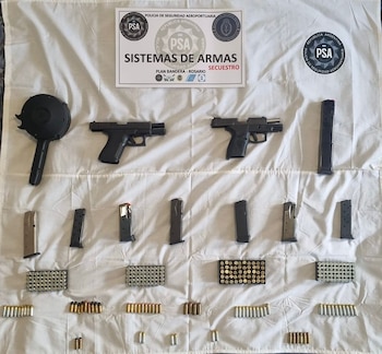 Armas y balas fueron incautadas