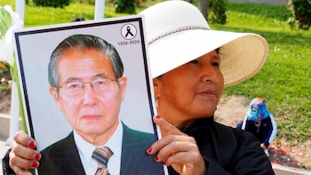 Alberto Fujimori retrasó casi dos años la captura del líder de Sendero Luminoso para justificar el golpe de Estado