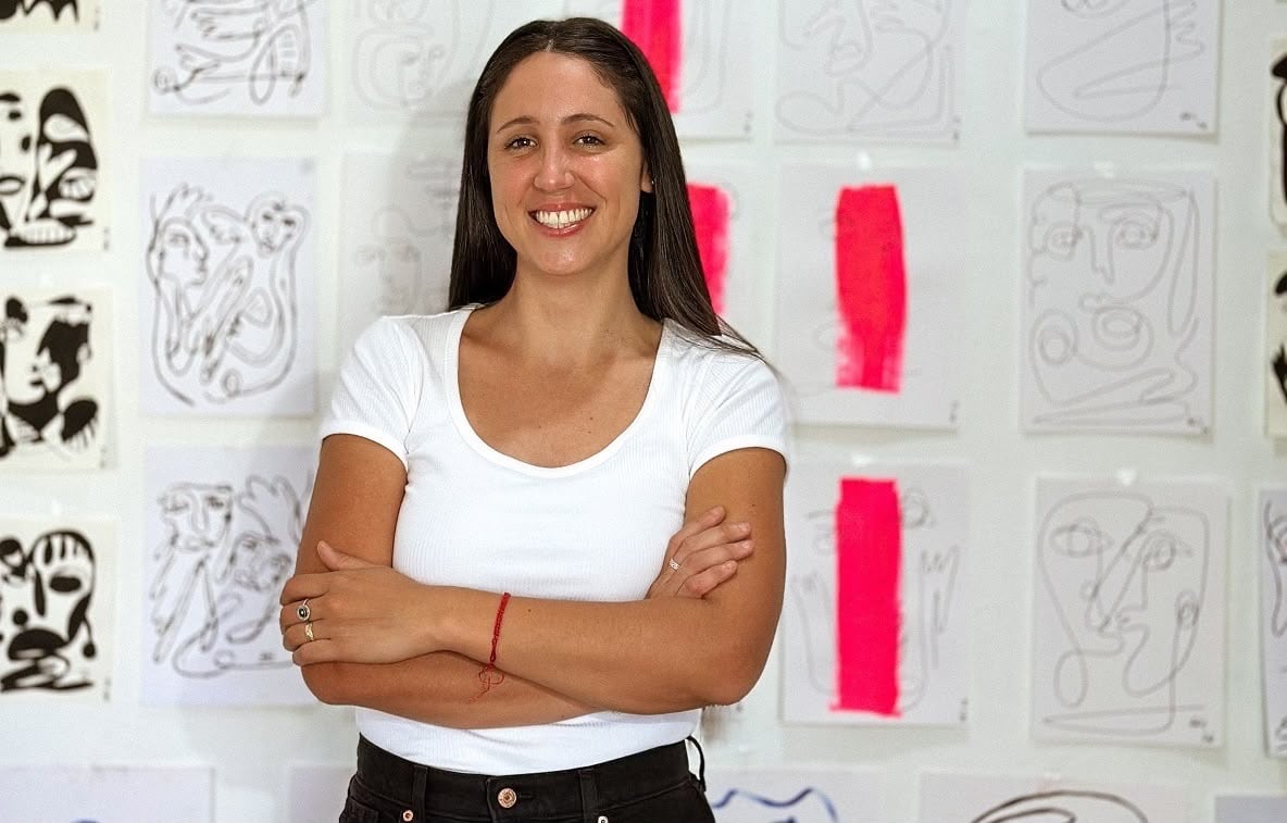 Crear para sanar: la artista uruguaya que promueve el arte como terapia cotidiana