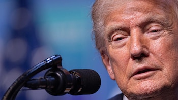 Trump asegura que hay "mil misiles listos" para atacar "inmediatamente" si Teherán cumple su amenaza de matarlo