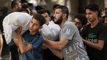Mueren cinco palestinos, incluida una niña, por bombardeos de Israel contra Gaza pese al alto el fuego