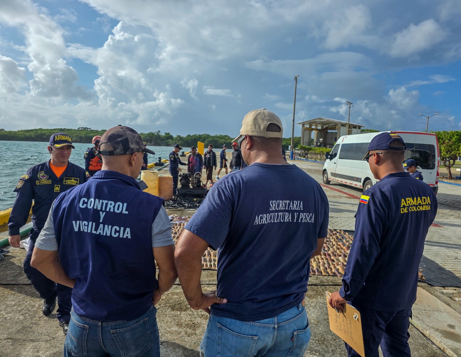Pesca ilegal, Armada de Colombia, Coralina, Migración Colombia, San Andrés, Providencia, Conservación marina, Banco Quitasueño, Langosta, Reserva de Biósfera Seaflower