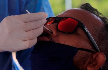 Picos de COVID alertan a Latinoamérica, que ronda ya los 10 millones de casos
