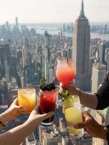 Los visitantes pueden recorrer varios