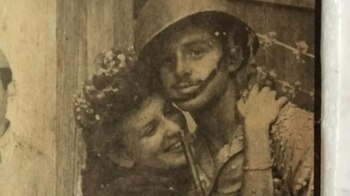 Foto del capitán con quien