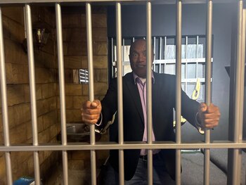 Jaime Dinas fue visto tras las rejas en Bolivia - crédito @JaimeDinas/X