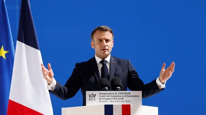 Emmanuel Macron instó a la acción disuasoria ante Rusia en Ucrania para preservar la seguridad de Europa