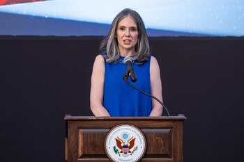 La cónsul general de Estados