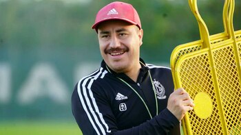 Efraín Juárez habría recibido múltiples